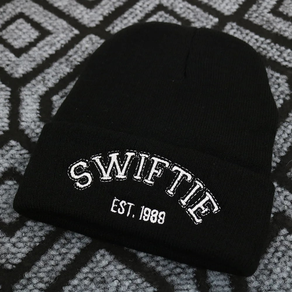 1989 Embroidery Beanie Knitted Hat